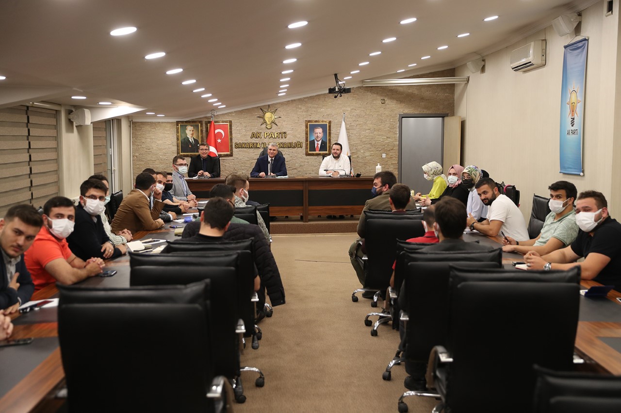 En büyük gücümüz gençlerin enerjisi ve gayretleridir”