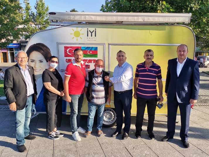 İYİ Parti Adapazarı İlçe Başkanlığı üye çalışmalarına devam ediyor