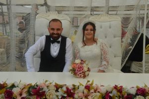 Mükerem Koç oğlu Ahmet Koç’u muhteşem bir düğünle evlendirdi