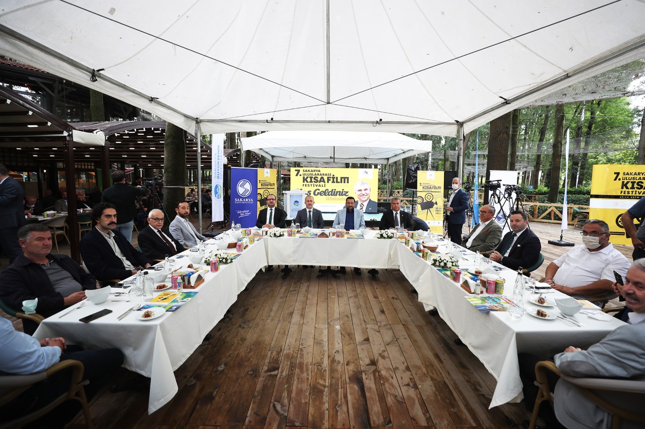 “Sanatın öğretici gücüne ihtiyacımız var”