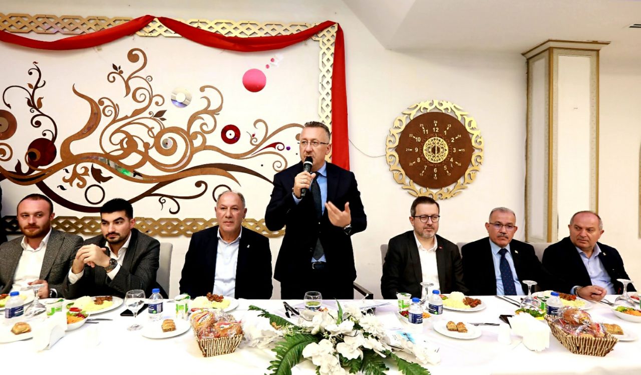 1 (2)AK Parti’mizin Mayasında Gayret Va