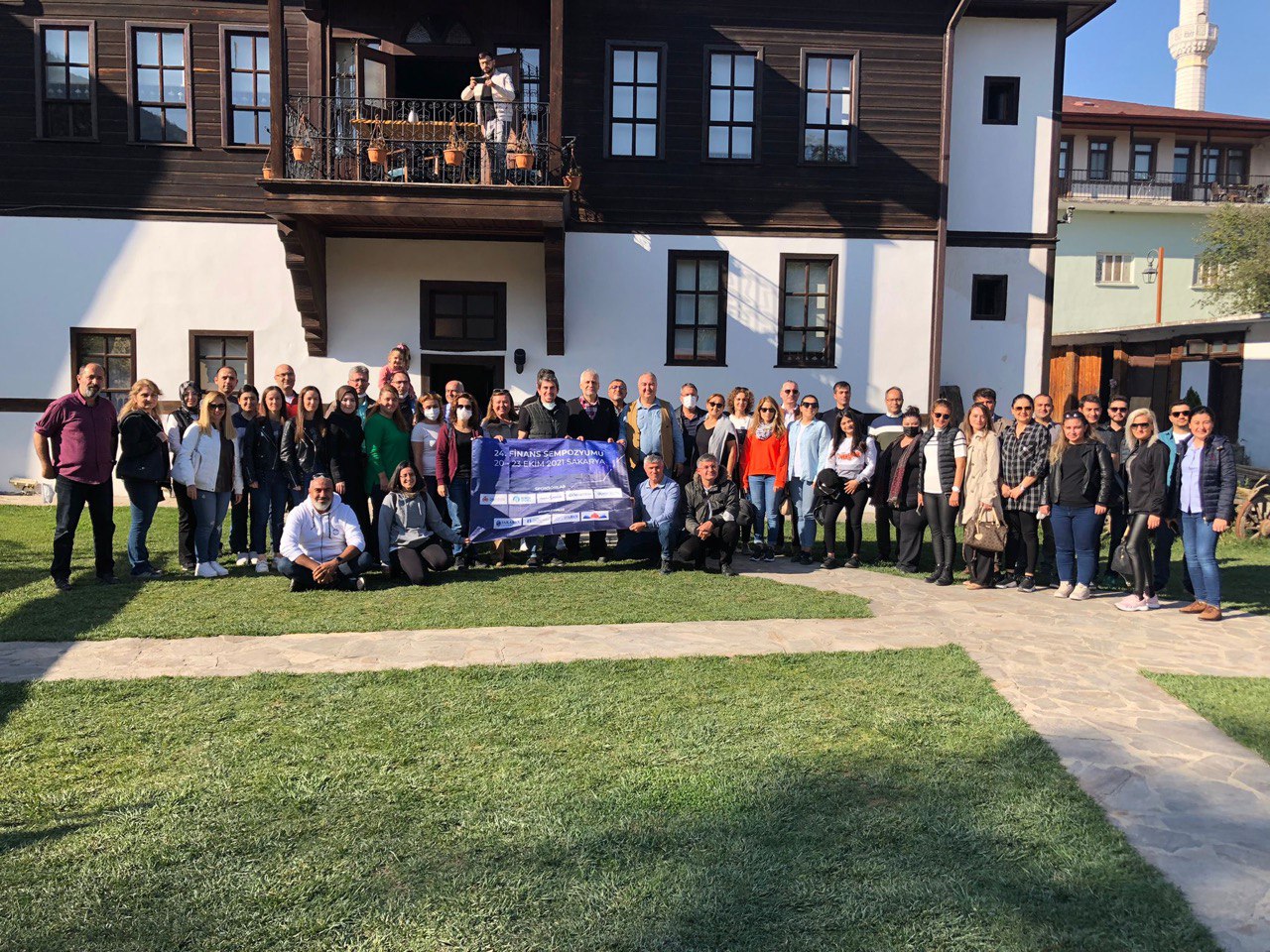 Akademisyenler tarihi ve doğal güzelliklere hayran kal