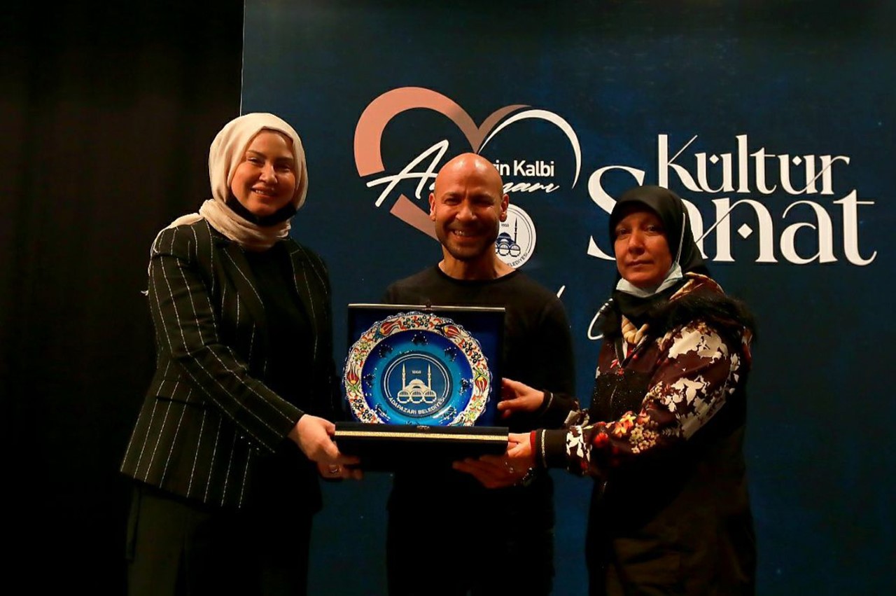 Kahraman Tazeoğlu Sevenleri