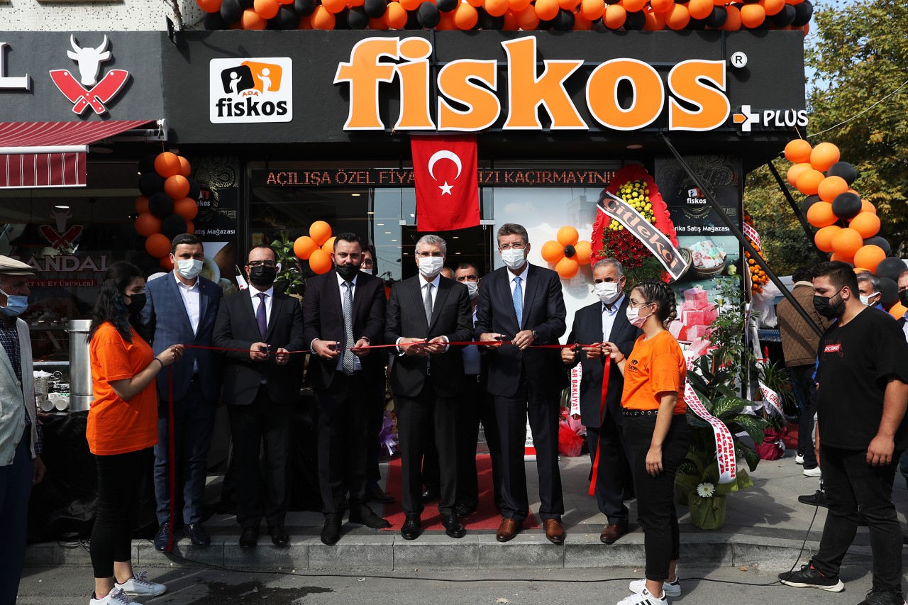 “Meydanı hızla tamamlayıp şehrin hizmetine sunacağız”