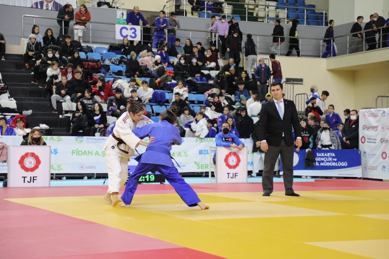 Judo Şampiyonası Sakarya’da başladı