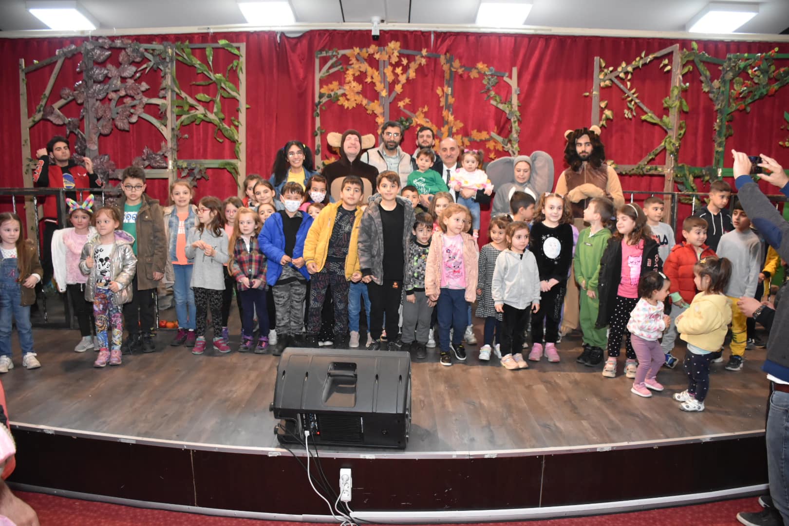 ERENLER’DE ÇOCUKLAR DÖRT KAFADAR MÜZİKALİ’Nİ ÇOK SEVDİ (4)