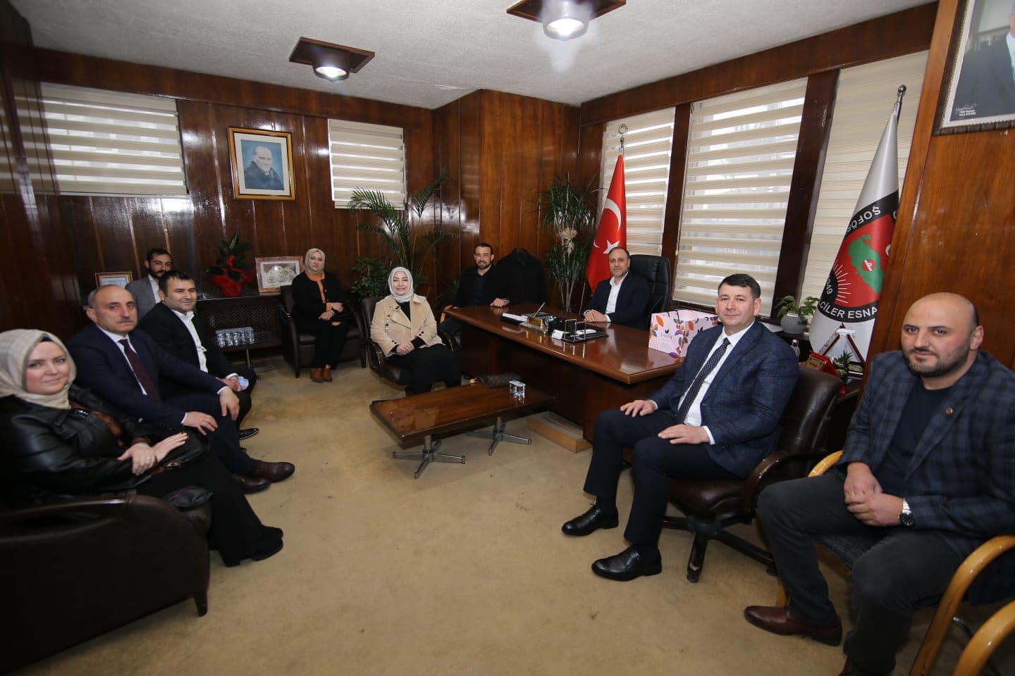 MİLLETVEKİLİ ATABEK VE BAŞKAN KILIÇ’DAN İŞYERİ, HANE VE MAHALLE ZİYARETLERİ (2)