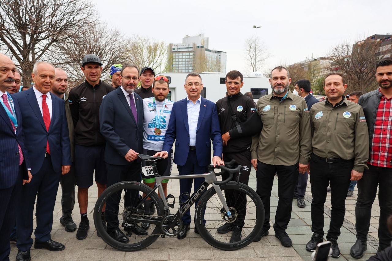 ktay Büyükşehir’in tarihi başarısını k