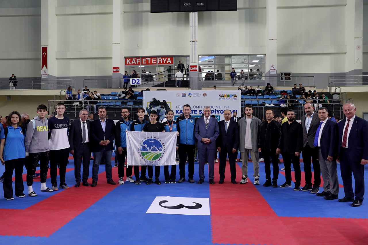 Karate şampiyonasına