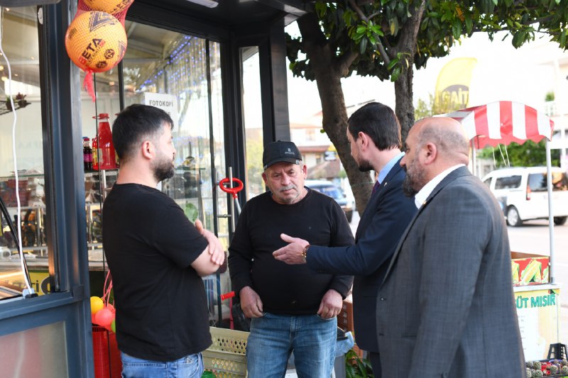 thumbnail_İYİ Parti Serdivan teşkilatı Bağlar Caddesinde 5