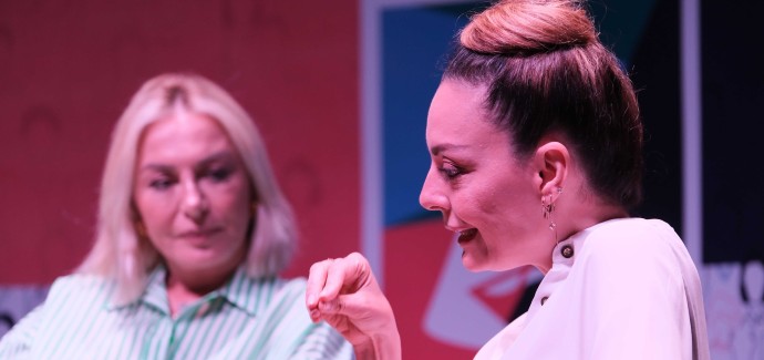 baskent-kultur-yolu-festivali-kapsaminda-duzenlenen-sinema-soylesileri-ozge-ozder-ve-gulenay-kalkan-unluoglu-katilimi-ile-son-buldu.jpg