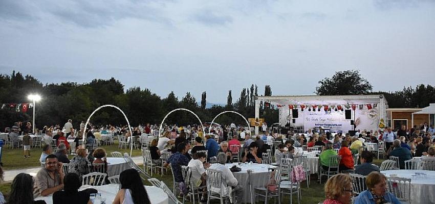 edremitte-balkan-ezgileriyle-rumeli-senligi.jpg