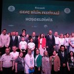 genc-beyinler-fikirlerini-bilim-festivalinde-sergiledi.jpg