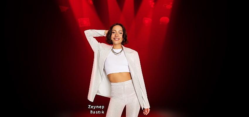 unlu-sarkici-zeynep-bastik-vodafone-redin-yeni-reklam-yuzu-oldu.jpg