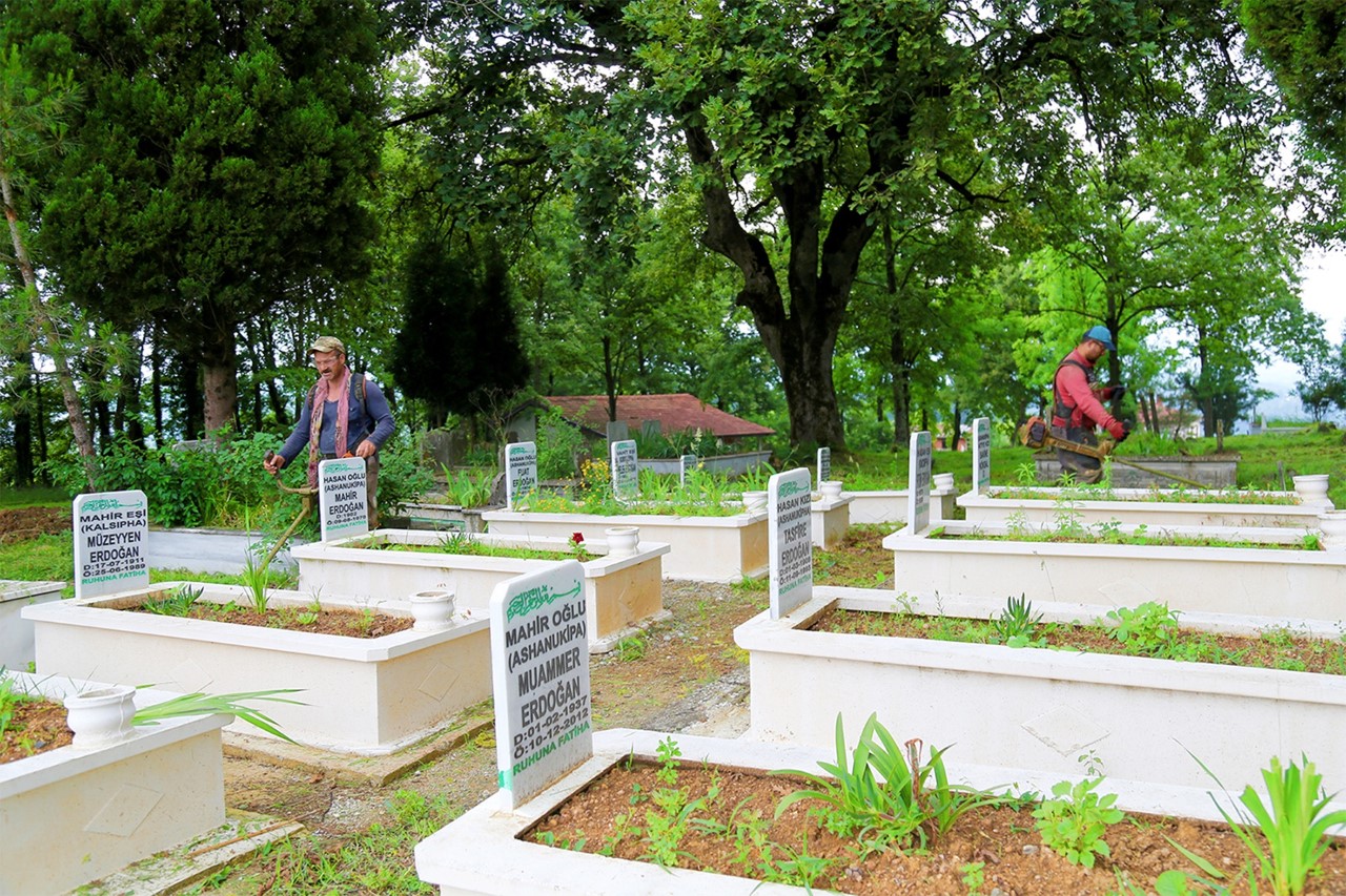 mezarlığı bayra
