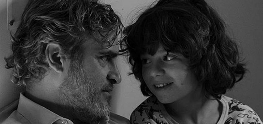 oscar-odullu-joaquin-phoenixin-son-filmi-yasamaya-bak-akm-yesilcam-sinemasinda.jpg