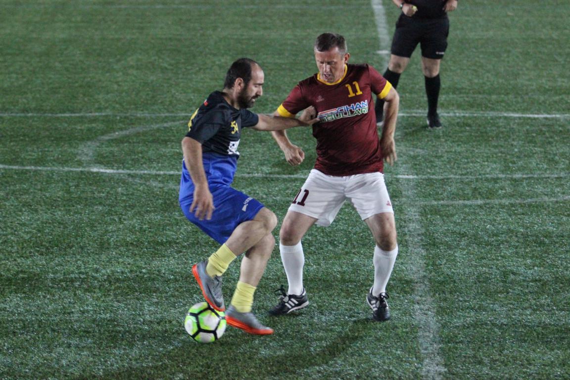 8a5e285a-da7d-4a10-abf6-dd7a55945e45