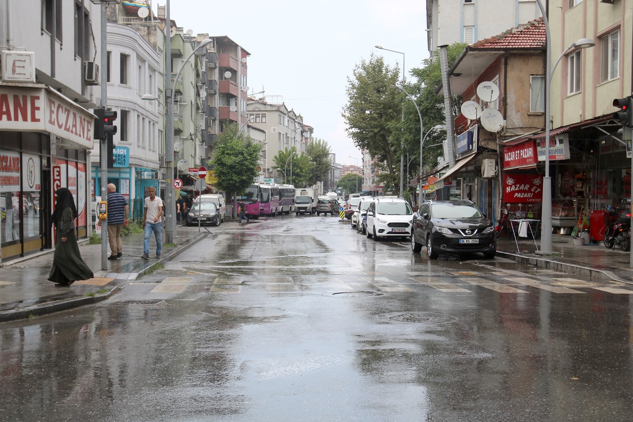 Çeşme Meydanı C