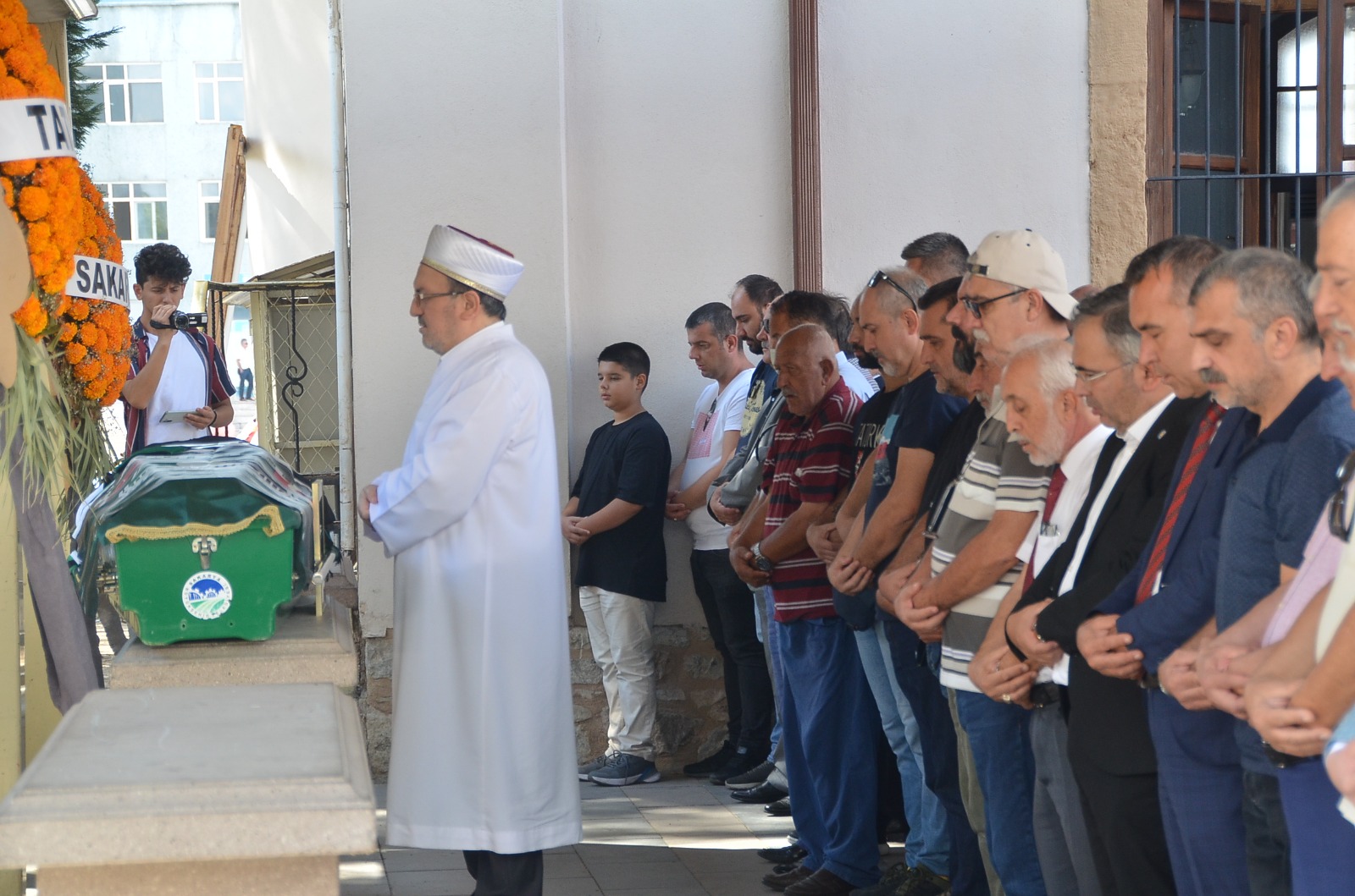 eff90539-28f3-4741-83c3-5469f33ba23d