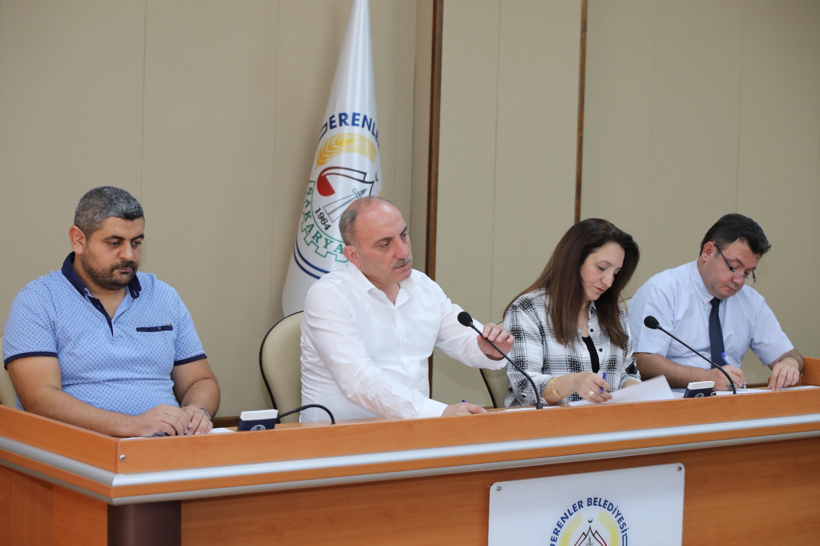 ERENLER’DE 3 CADDE VE 78 SOKAKTA ÇALIŞMALAR SÜRÜYOR (4)