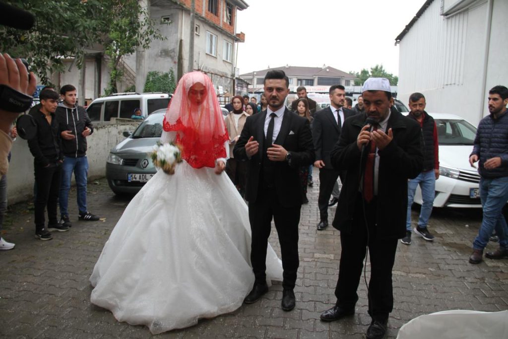 Spor camiasında bir düğün, bir sünnet Çifte mutluluk yaşandı