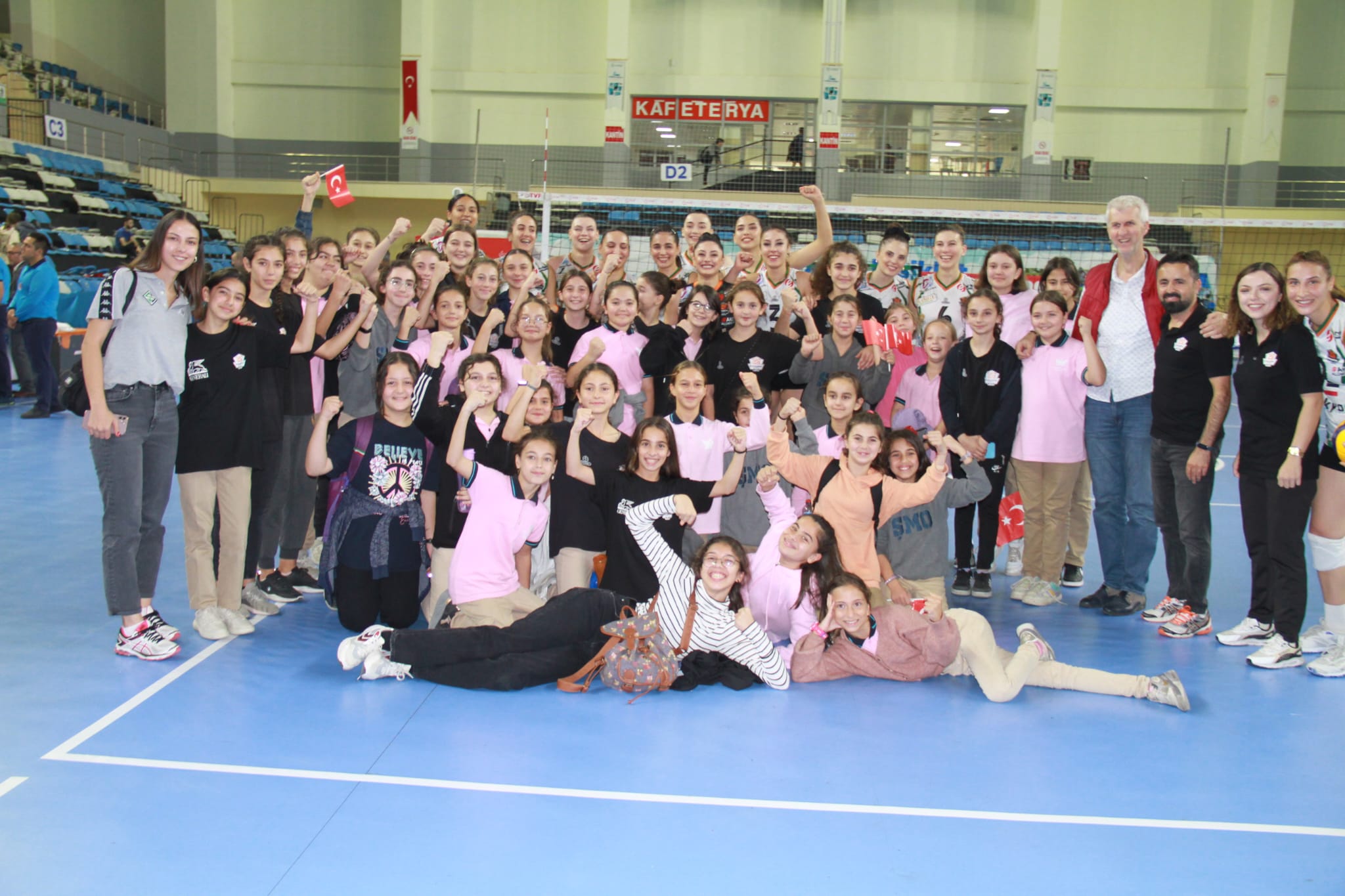 SAKARYA VALEYBOL (2)