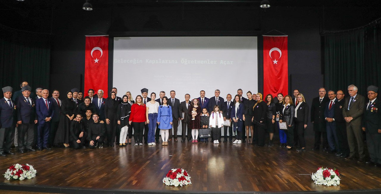 24 Kasım Öğretmenler Günü