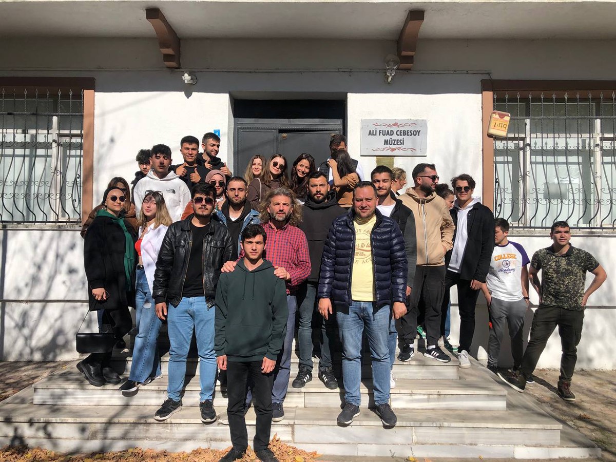 SUBÜ turizm öğrencileri şehrin kuzeyi ve gü