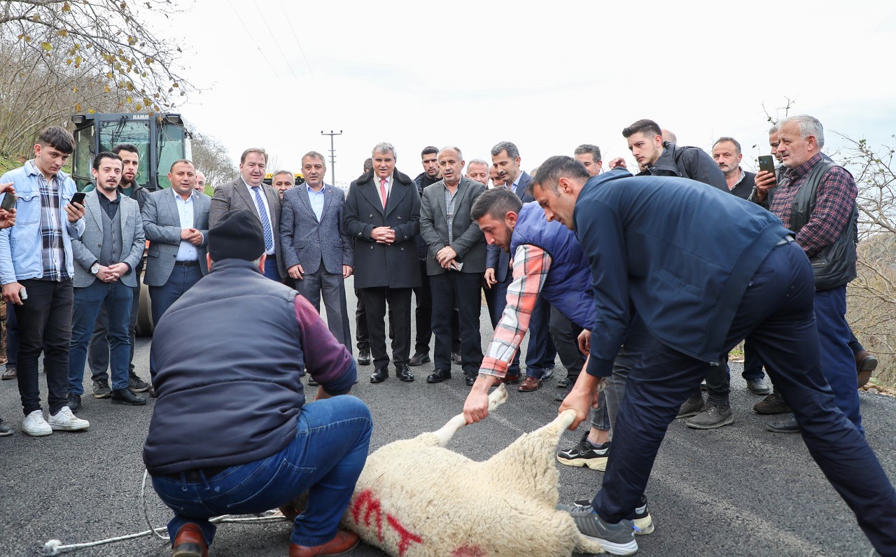 Yüce kurban kesiminde açıkladı