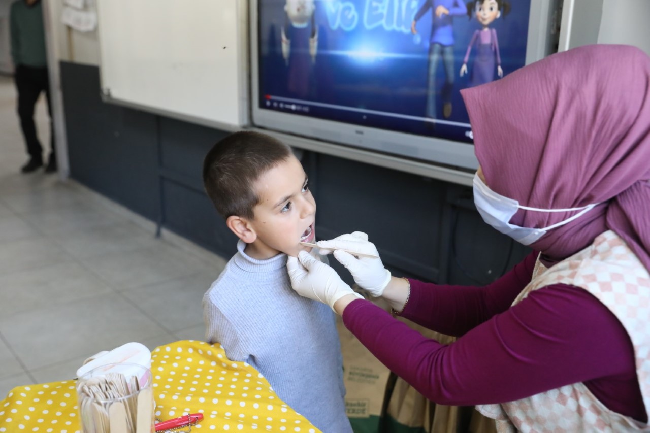 okullarda diş sağlığı taraması