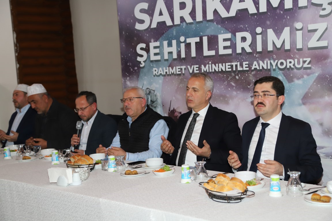 BAŞKAN BABAOĞLU BAYRAKTEPE’DE ŞEHİT AİLELERİYLE BİR ARAYA GELDİ
