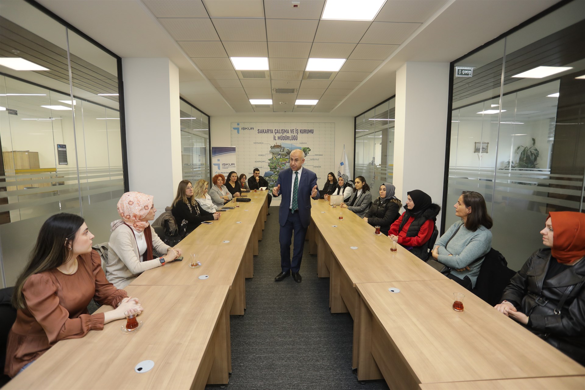 Sanayide Kadın Eli Projesi Kapsamında Başvuran Kadınlara İŞKUR'dan Mentorluk Desteği