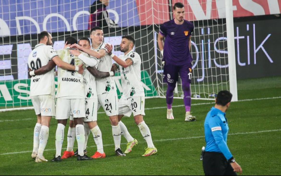 323293669_557319993008287_7759994489708686516_n