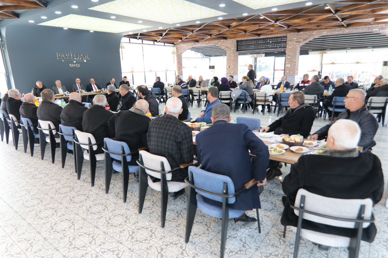 BAŞKAN FEVZİ KILIÇ MUHTARLAR İLE BİR ARAYA GELDİ (2)
