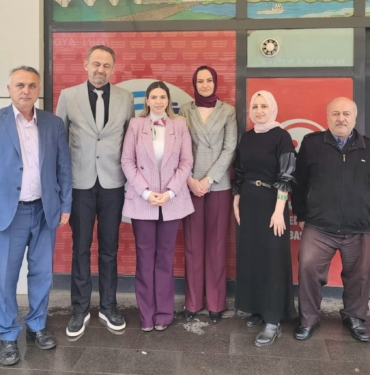AK Partili Vekil Aday adaylarından Engelliler Federasyonuna ziyaret (3)