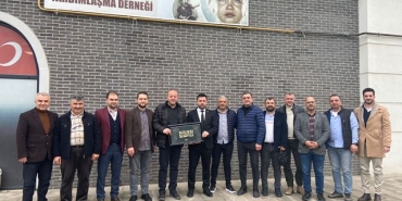 ASRİAD’tan Serdivan Yardımlaşma Derneği’ne iadeyi ziyaret (3)