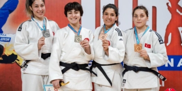 Büyükşehirli sporcu Türkiye ikincisi oldu