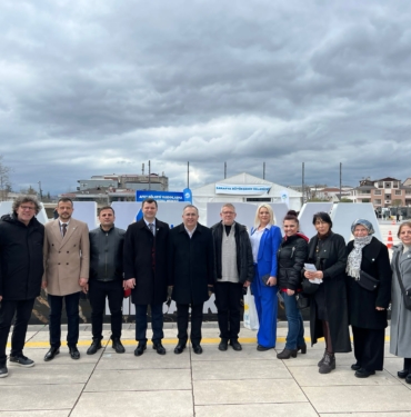 Dokumacı sahada devam