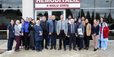 Dünya Böbrek Gününde diyaliz hastalarına ziyaret