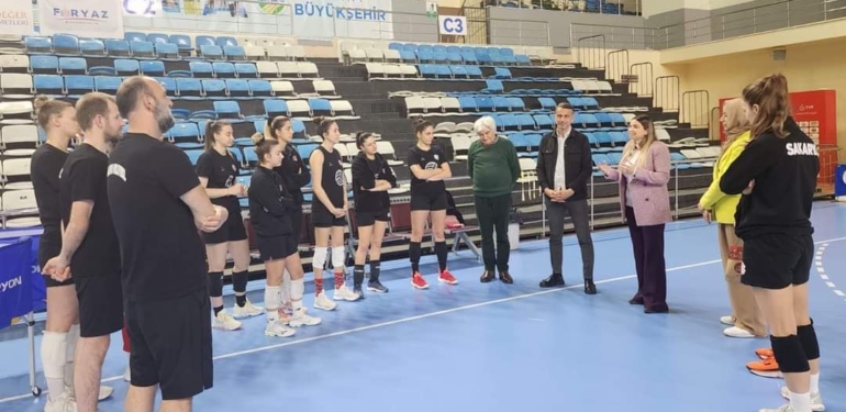 Eski Sporcu Vekil Aday Adayı Alptekin, Sakarya'nın Sultan'larına ziyaret (4)