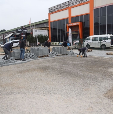 HENDEK KÜÇÜK SANAYİ SİTESİ GÜZELLEŞİYOR
