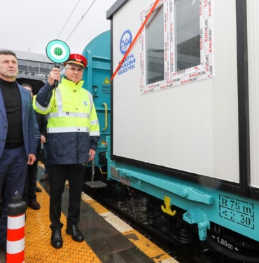 Sakarya’dan İskenderun’a kardeşlik treni 40 konteyner daha yola çıktı
