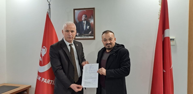 Sanatçı Adnan Yılmaz, Milletvekili Aday adayı başvurusunu yaptı 87 Sanatçı Adnan Yılmaz, Milletvekili Aday adayı başvurusunu yaptı (3)