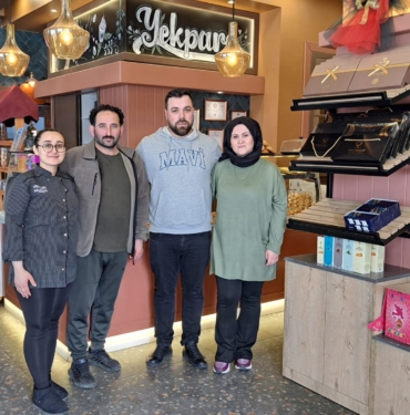 Serdivan’ın gözde mekanı YEKPARE Pastanesi markalaşacak (1)