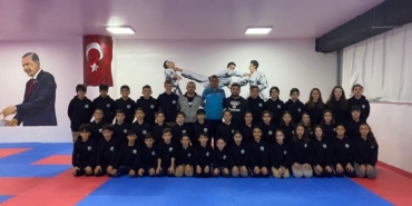 0204fee0-867d-4ade-b33d-07aaf3f40cbb