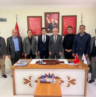 Milletvekili A. Adayı Av. Oktay’dan Muhtarlara ve esnafa ziyaret (9) - Kopya