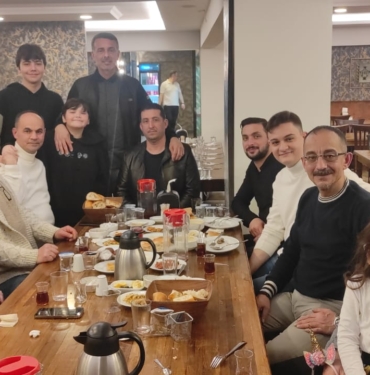 Tufan Baharat Ailesi Geleneksel İftarda bir araya geldi (4)