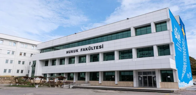 saühukuk