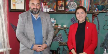 32a8cf1f-63be-414a-8251-1ca2e0c950d8