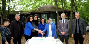 HEMŞİRELER GÜNÜ'NÜ AİLELERİYLE BİRLİKTE KUTLADILAR